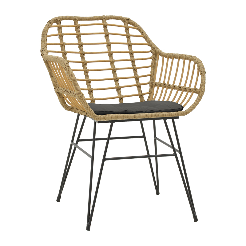 Πολυθρόνα Bulan pakoworld wicker rattan καφέ-μεταλλικό μαύρο πόδι-μαύρο μαξιλάρι 58x64x81εκ 152-000016