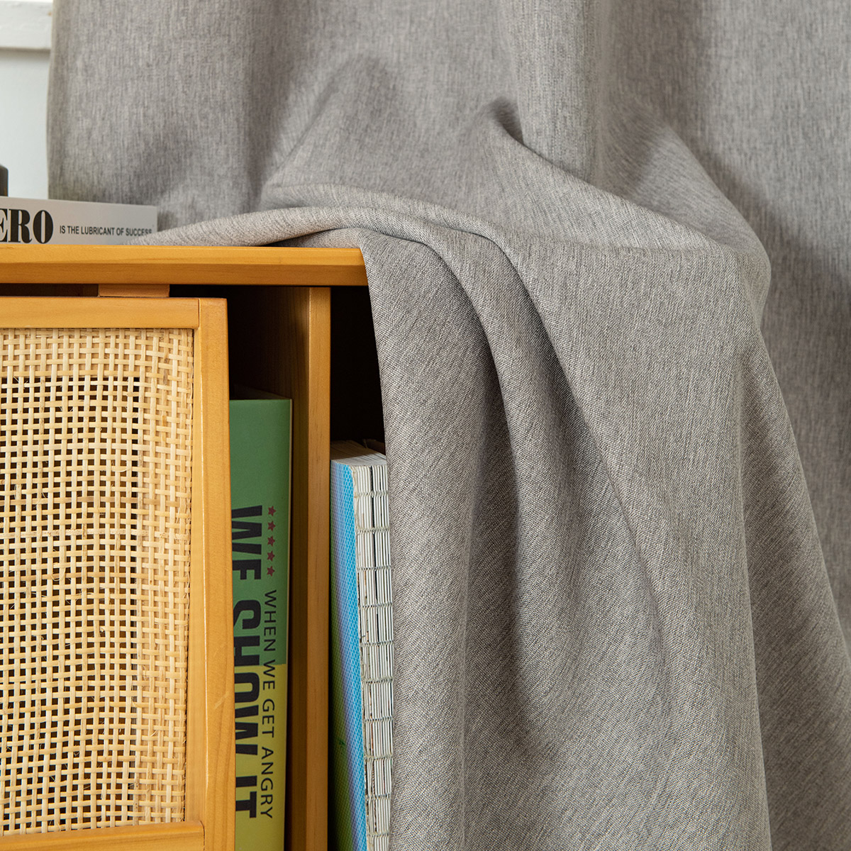 Κουρτίνα μεσαίας σκίασης με 8 μεταλλικούς κρίκους Illusion Art 8445 140x270 Γκρι - Image 12