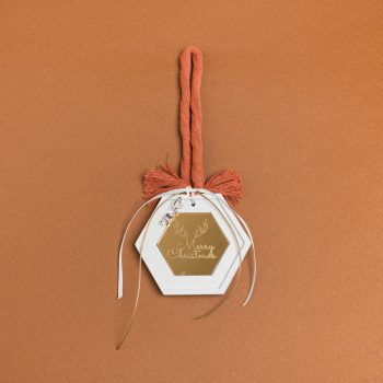 Beauty Home ΚΡΕΜΑΣΤΟ ΠΟΛΥΓΩΝΟ ΚΕΡΑΜΙΚΟ ΜΕ PLEXI MERRY CHRISTMAS ΤΕΡΑΚΟΤΑ