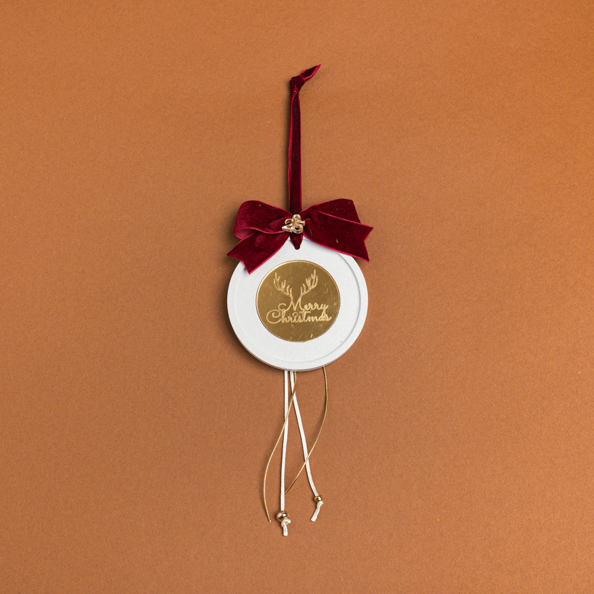 Beauty Home ΚΡΕΜΑΣΤΟ ΣΤΡΟΓΓΥΛΟ ΚΕΡΑΜΙΚΟ ME PLEXI MERRY CHRISTMAS ΜΠΟΡΝΤΩ